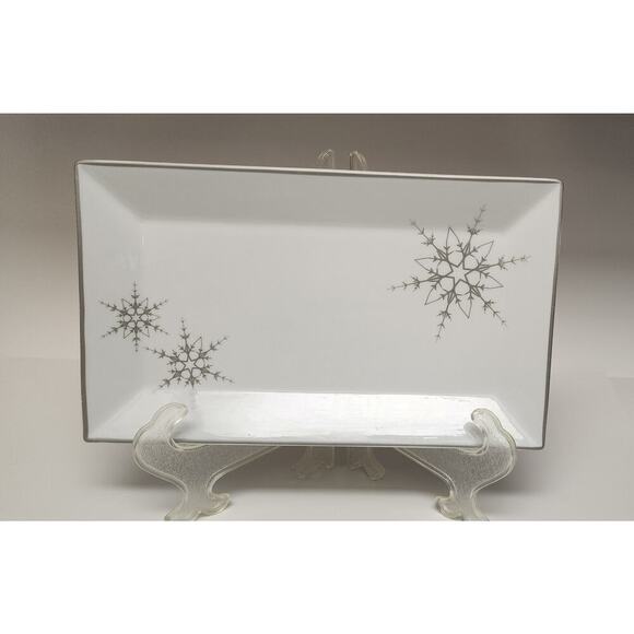 Ulta Beauty 13.5" Square Platinum White Silver Rimmed Snowflake Serving Plater - Picture 2 of 3